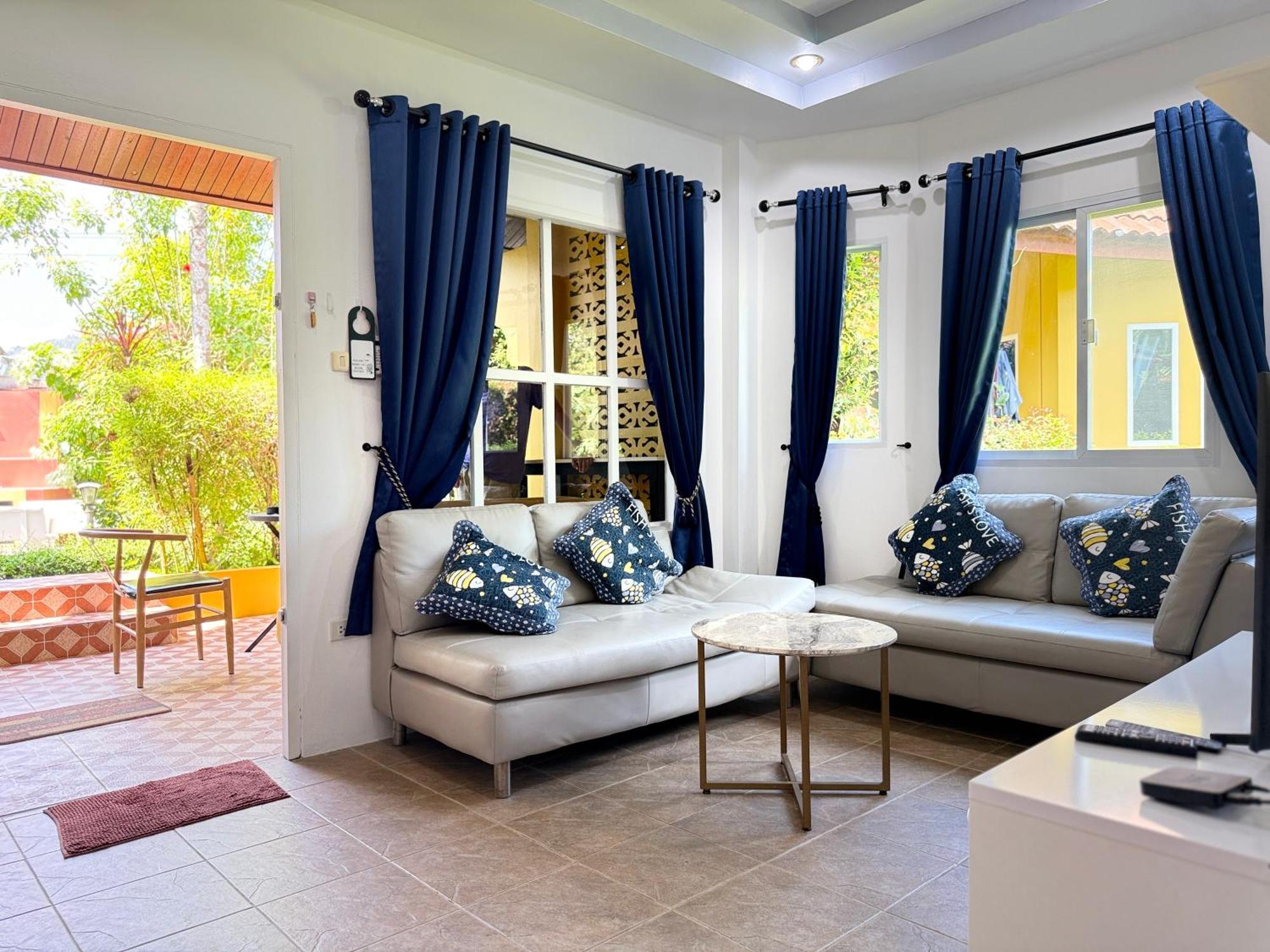 Family Bungalow Kamala Bagian luar foto