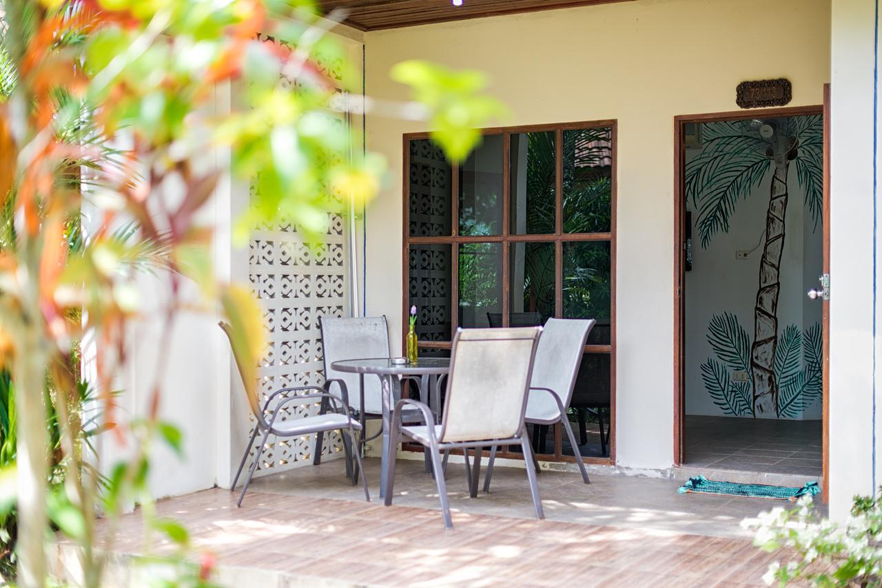 Family Bungalow Kamala Bagian luar foto